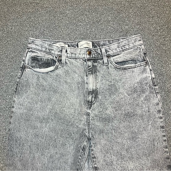 Universal Thread Vintage Straight Jeans Womens Size 12/25 Gray Denim Cropped - Picture 2 of 11